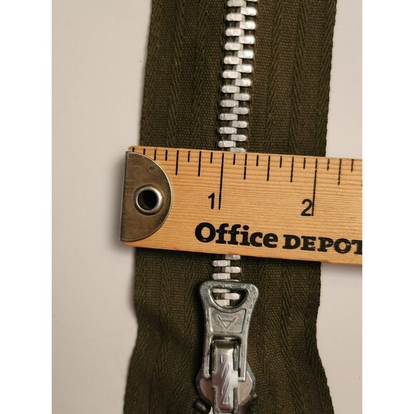 HUGE Heavy Duty Zipper B18 - Picture 2 of 3
